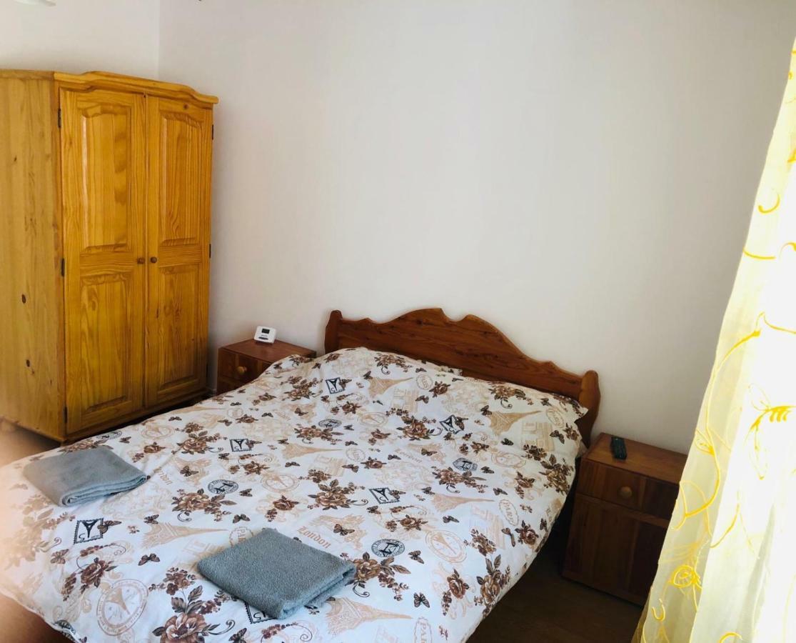 Apartament Zărneşti Exterior foto